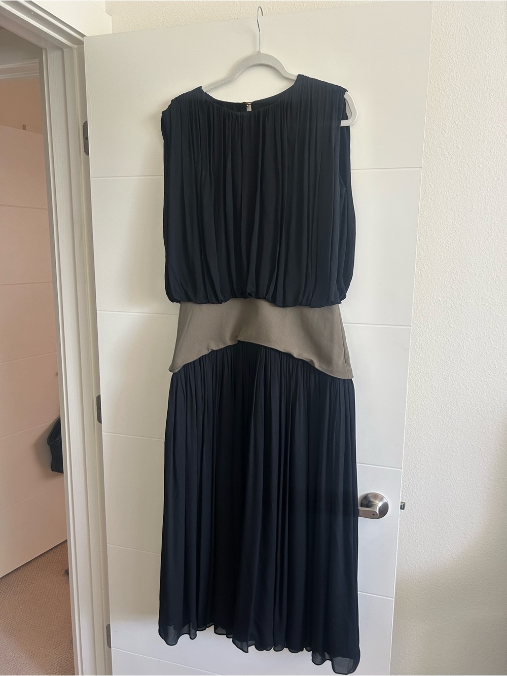 Abadia Black Maxi Dress Drop Waist Pleated with Gray Tan Waist Panel Size 6 NWT